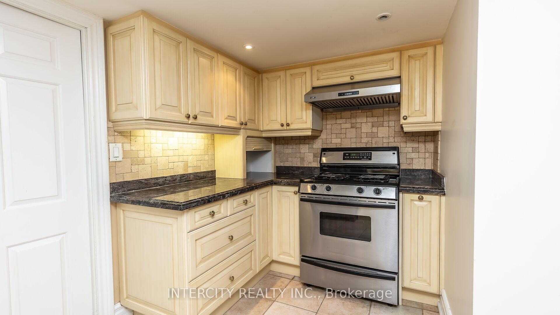 Photo 31 of 10829 McVean Drive, Brampton, Toronto Gore Rural Estate — HOMEH