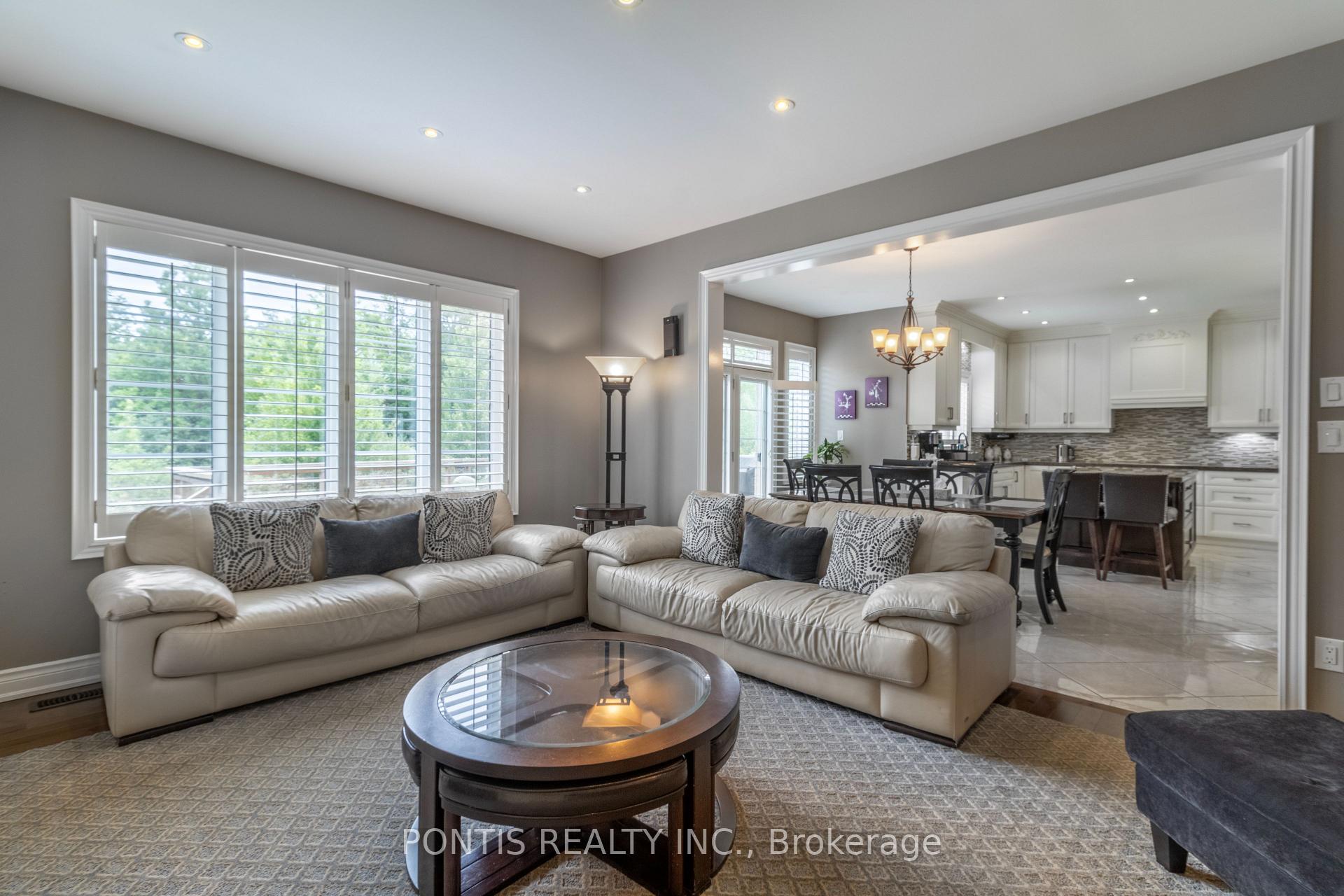 Photo 10 of 22 Lockport Crescent, Brampton, Bram East — HOMEH