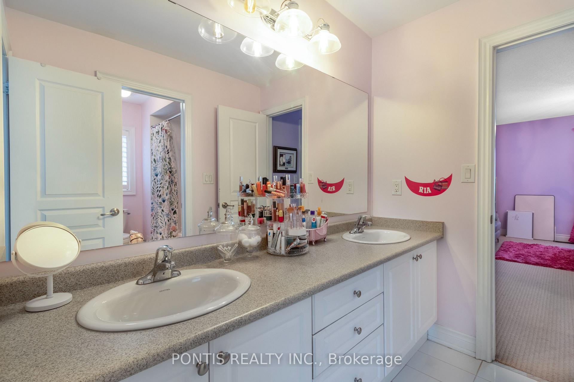 Photo 13 of 22 Lockport Crescent, Brampton, Bram East — HOMEH