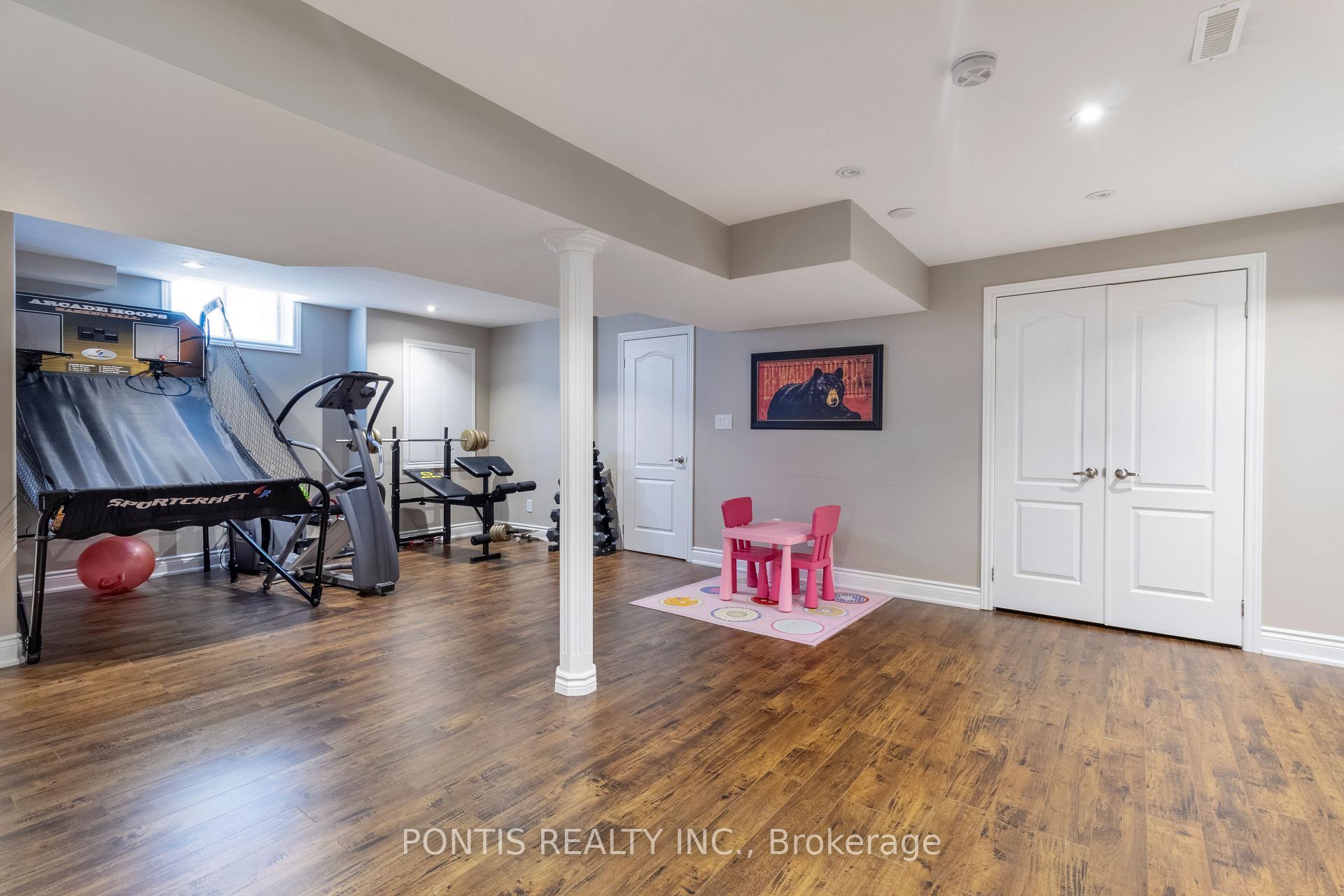 Photo 18 of 22 Lockport Crescent, Brampton, Bram East — HOMEH