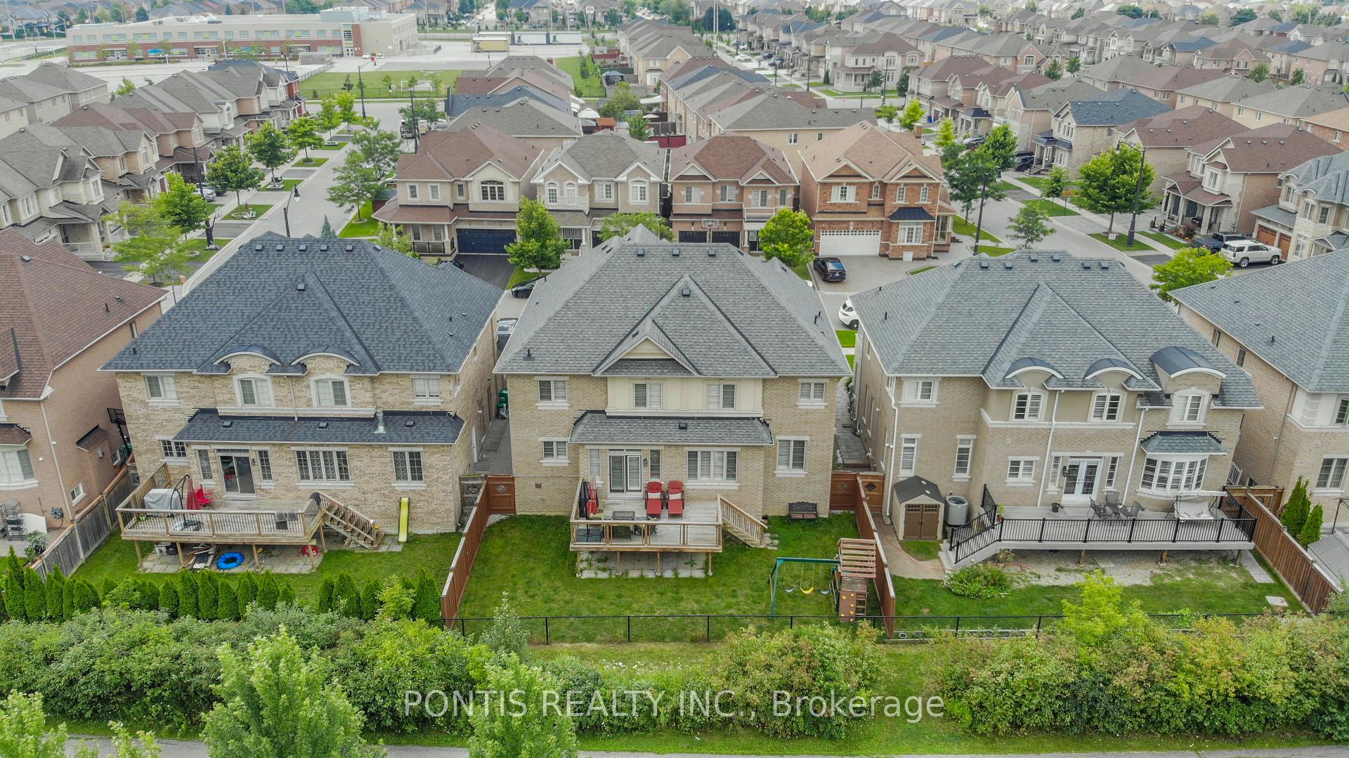 Photo 34 of 22 Lockport Crescent, Brampton, Bram East — HOMEH