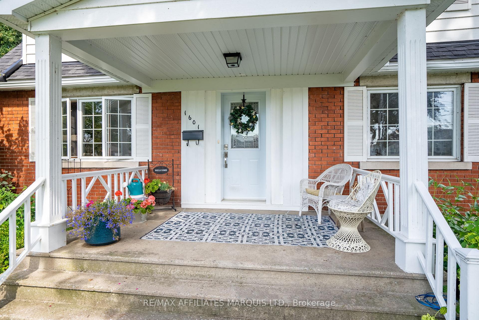 Photo 6 of 1601 Queen Street, Cornwall — HOMEH