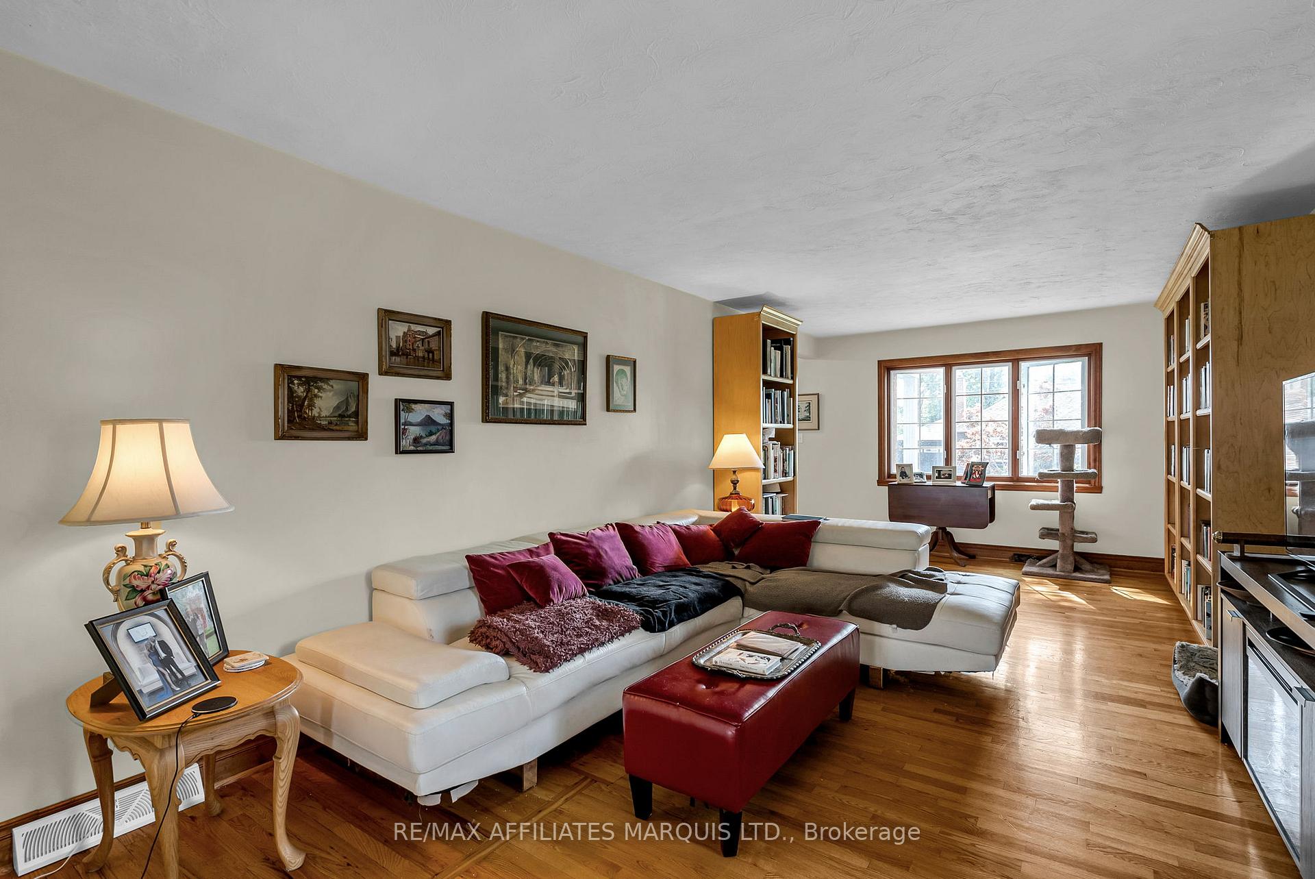 Photo 12 of 1601 Queen Street, Cornwall — HOMEH