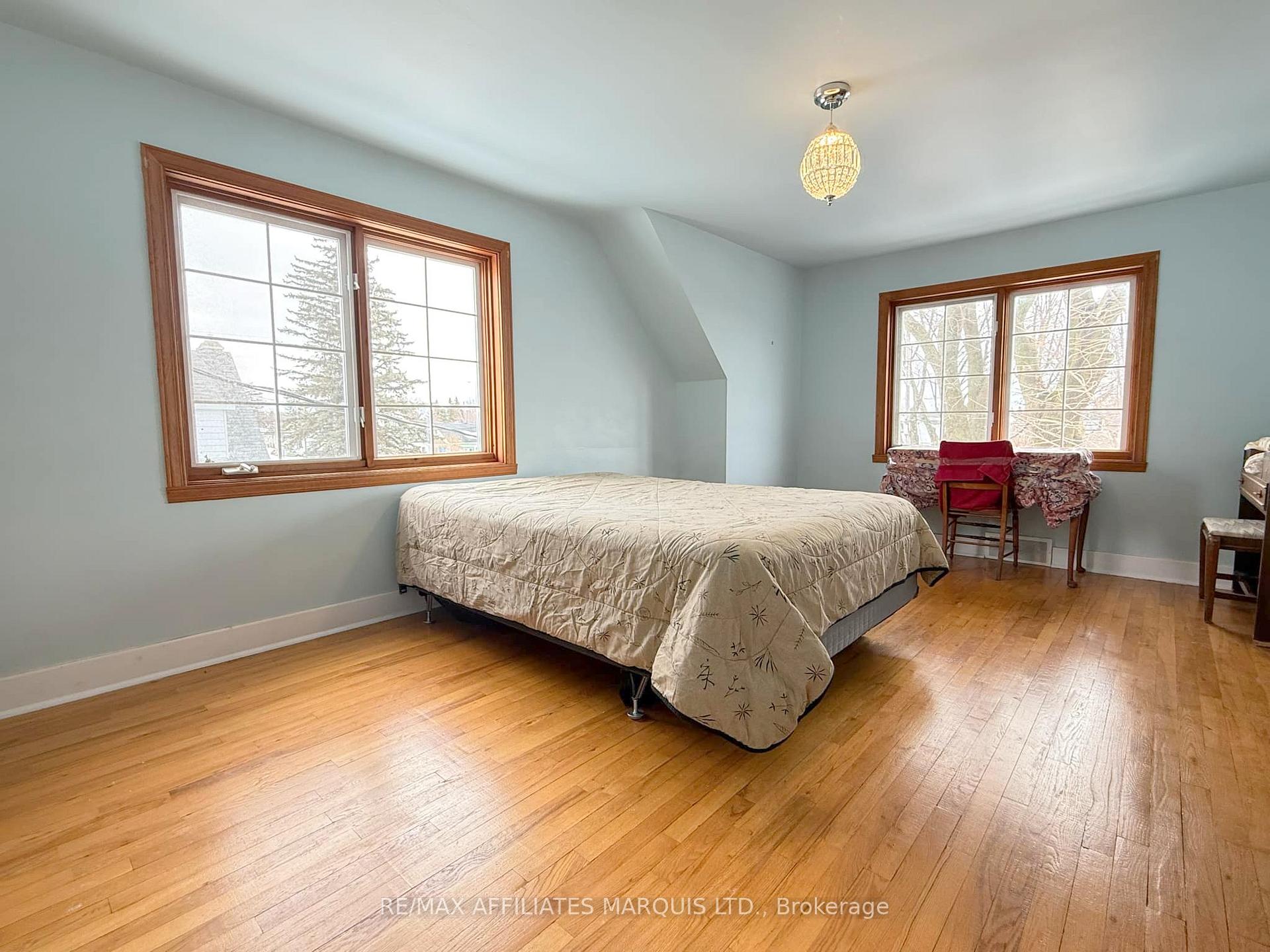 Photo 31 of 1601 Queen Street, Cornwall — HOMEH