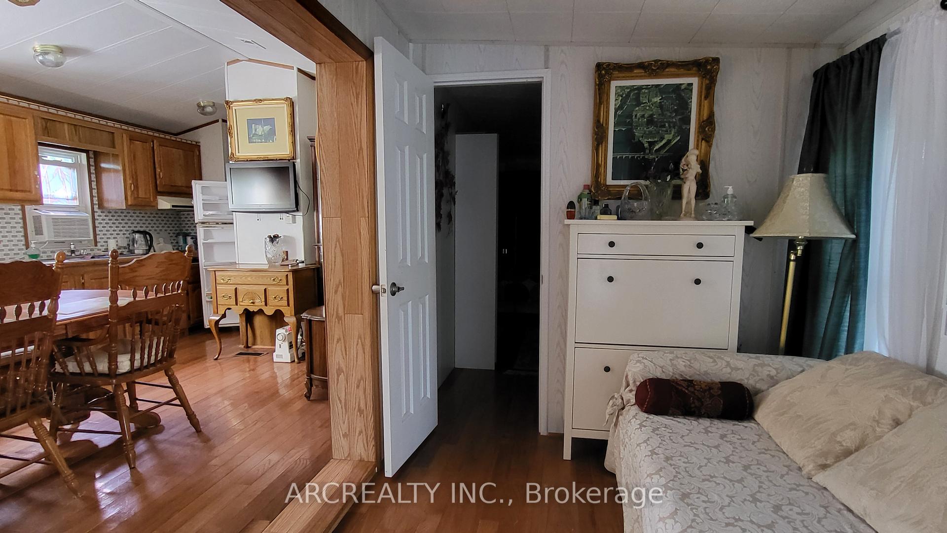 Photo 22 of 7 Bluebird Lane, Georgina, Pefferlaw — HOMEH