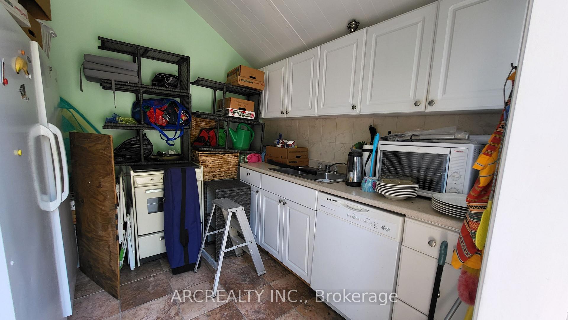 Photo 28 of 7 Bluebird Lane, Georgina, Pefferlaw — HOMEH