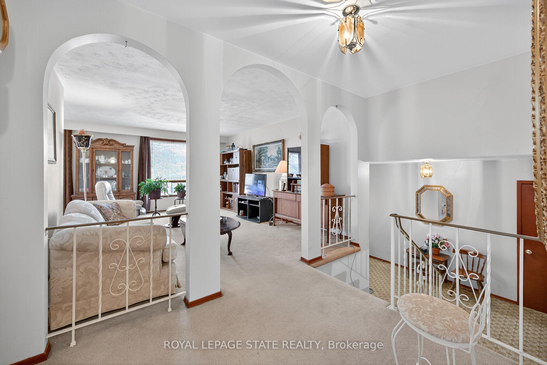Photo 17 of 332 King Street E, Hamilton, Stoney Creek — HOMEH