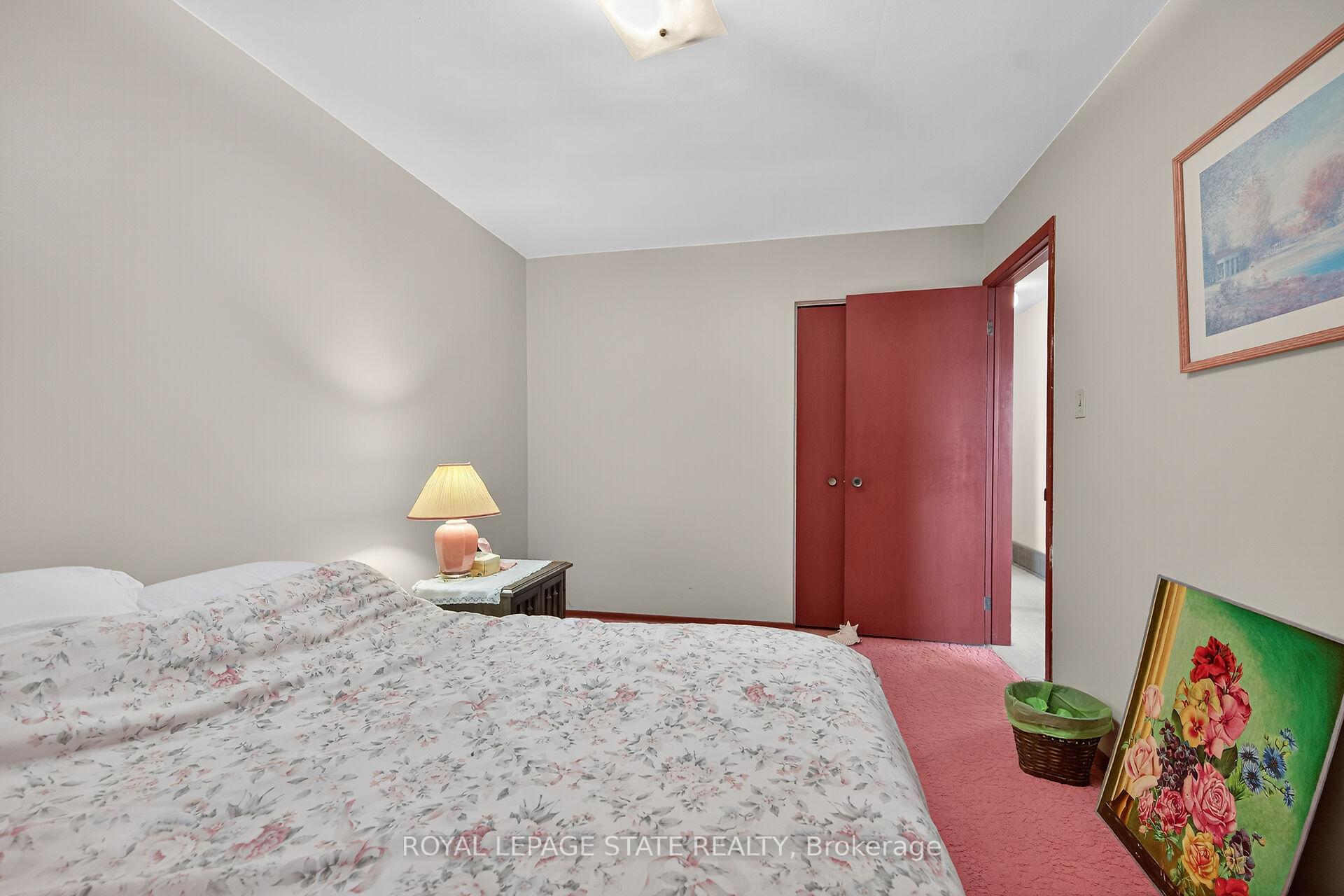 Photo 19 of 332 King Street E, Hamilton, Stoney Creek — HOMEH