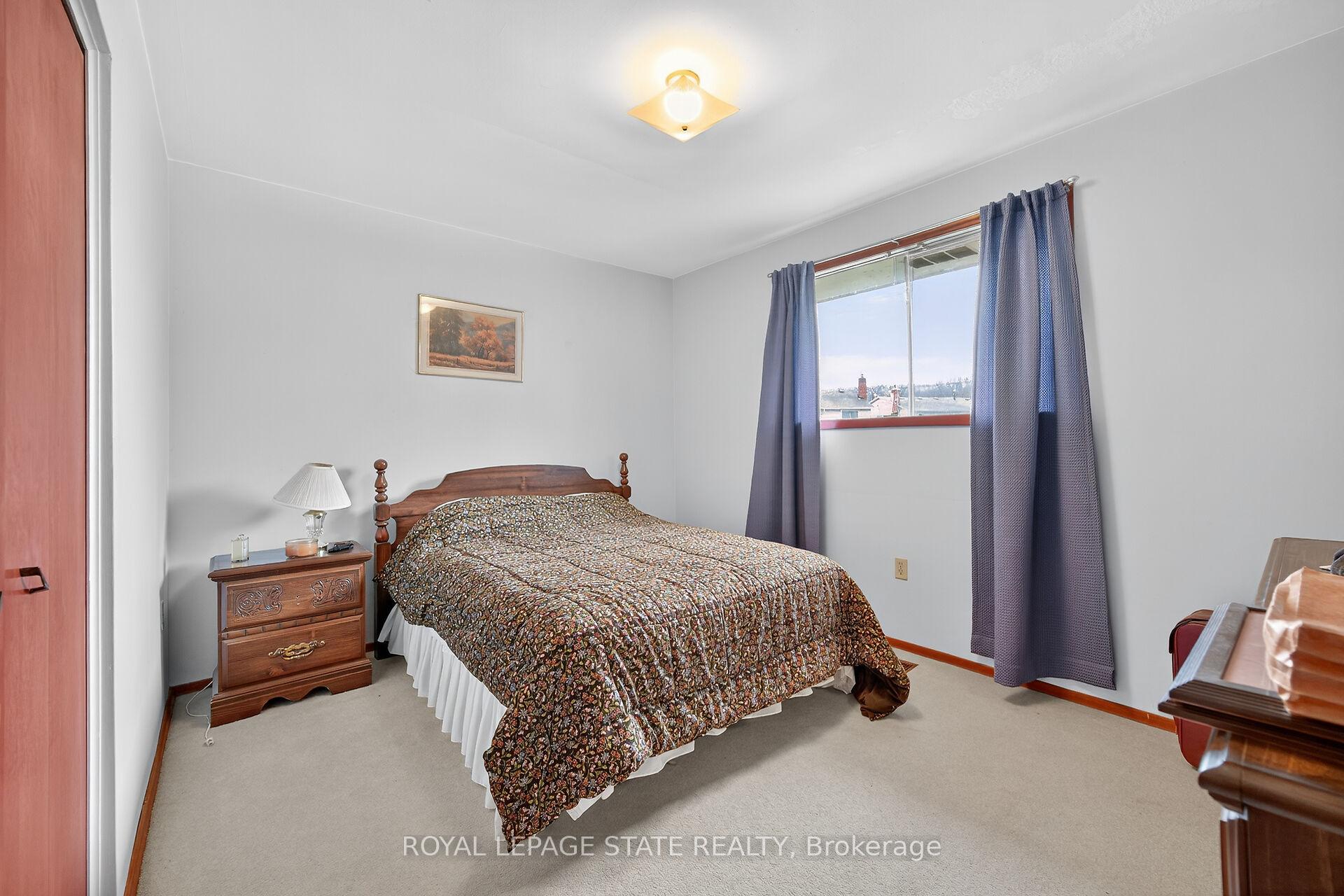 Photo 20 of 332 King Street E, Hamilton, Stoney Creek — HOMEH
