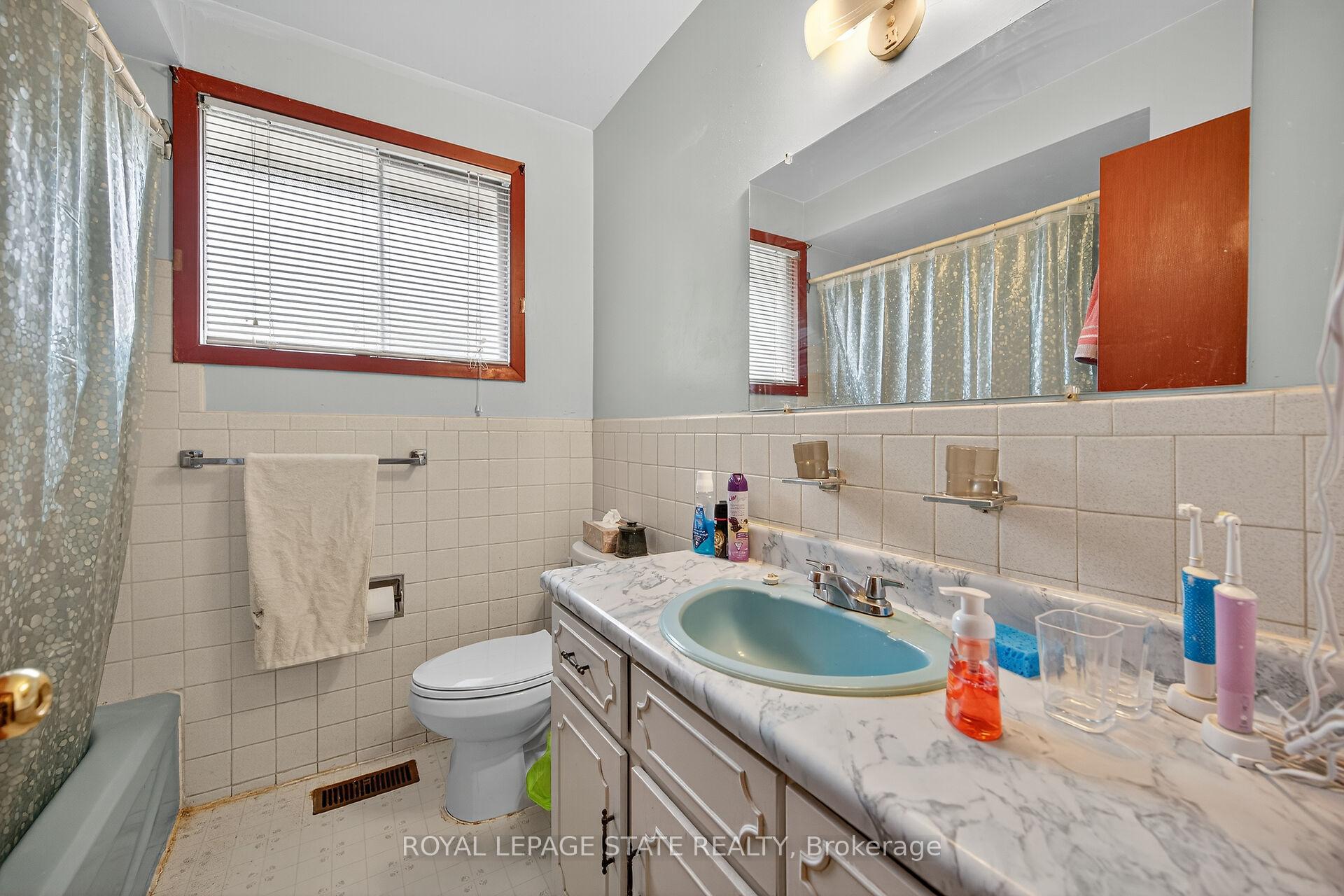 Photo 22 of 332 King Street E, Hamilton, Stoney Creek — HOMEH