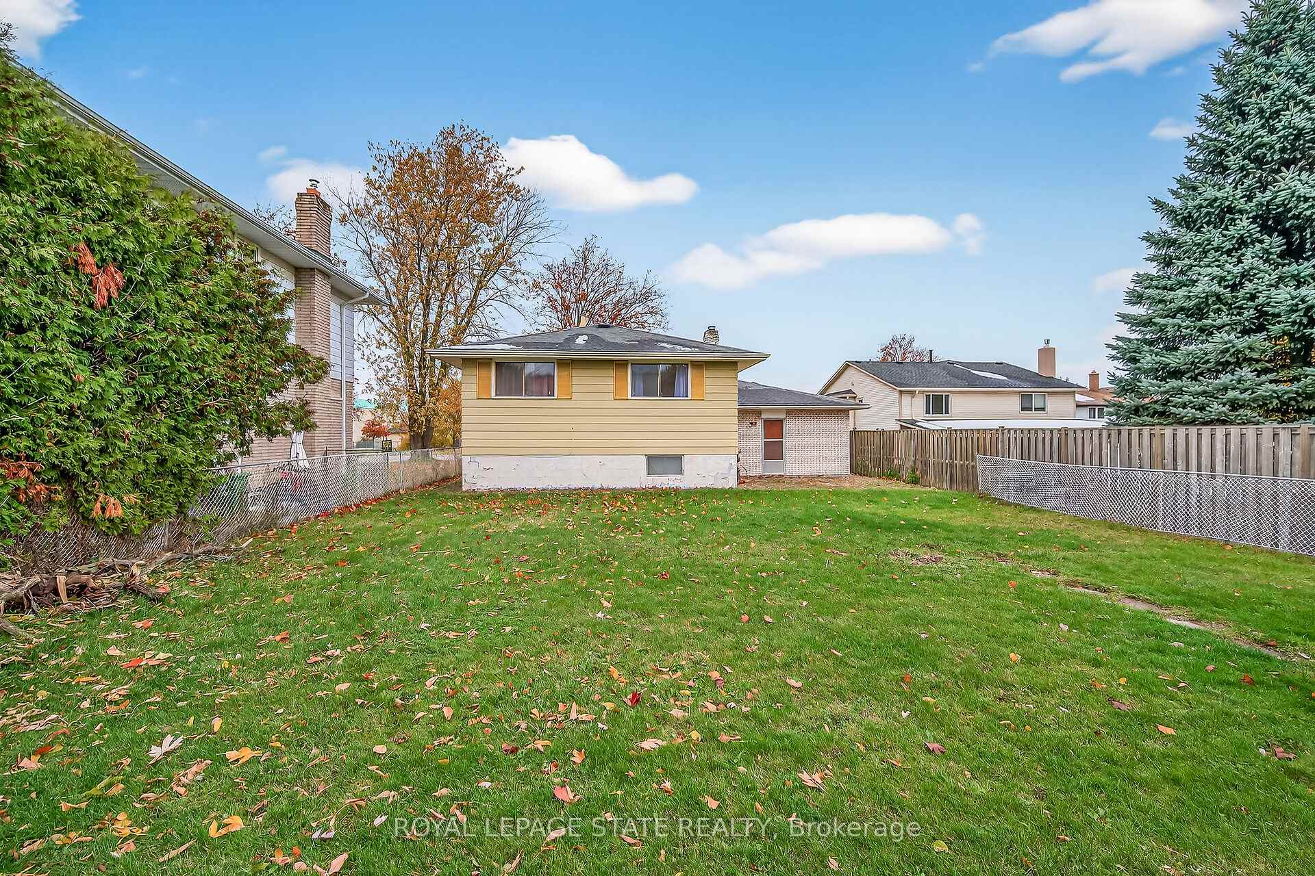 Photo 34 of 332 King Street E, Hamilton, Stoney Creek — HOMEH
