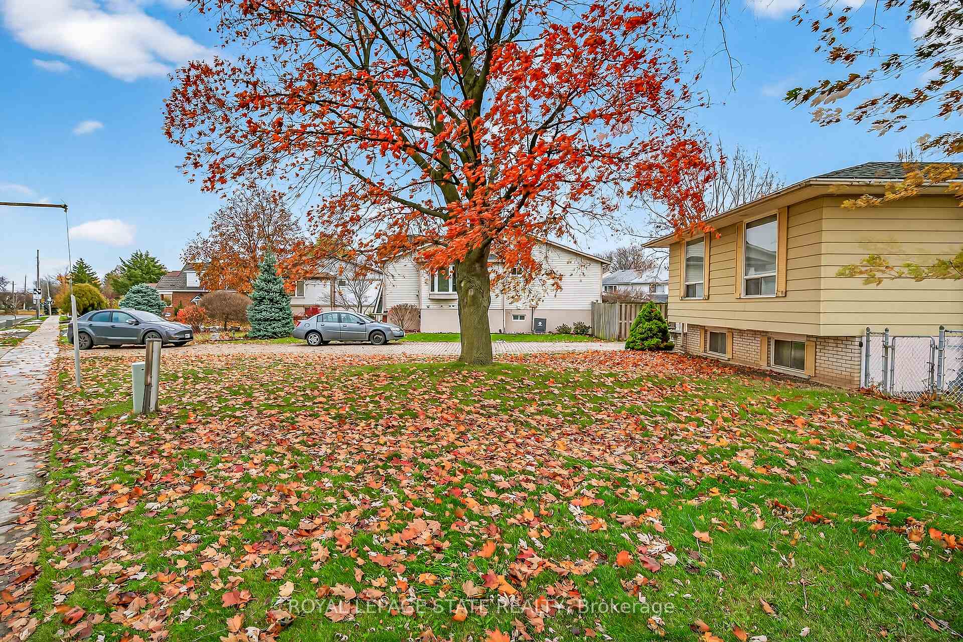 Photo 35 of 332 King Street E, Hamilton, Stoney Creek — HOMEH