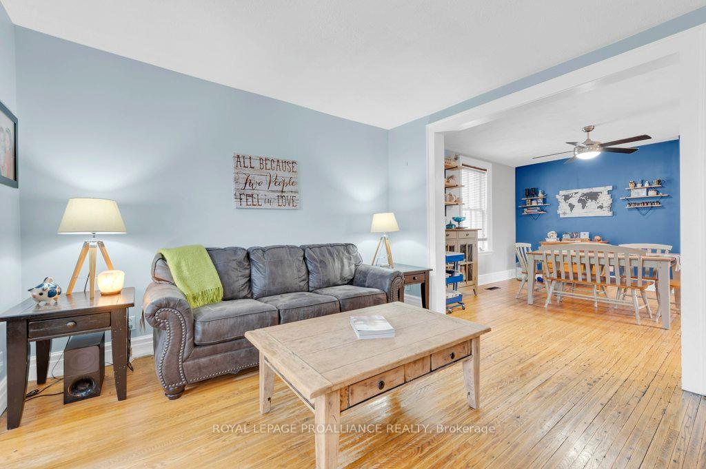 Photo 5 of 400 Bleecker Avenue, Belleville, Belleville Ward — HOMEH