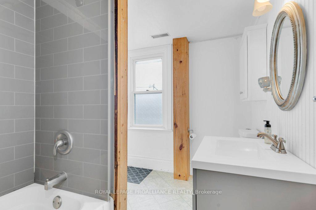 Photo 23 of 400 Bleecker Avenue, Belleville, Belleville Ward — HOMEH