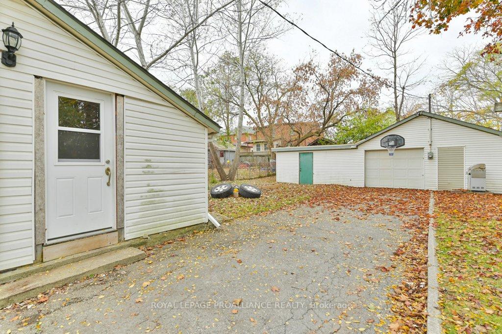 Photo 27 of 400 Bleecker Avenue, Belleville, Belleville Ward — HOMEH