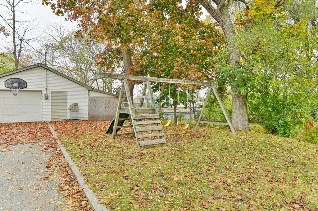 Photo 30 of 400 Bleecker Avenue, Belleville, Belleville Ward — HOMEH