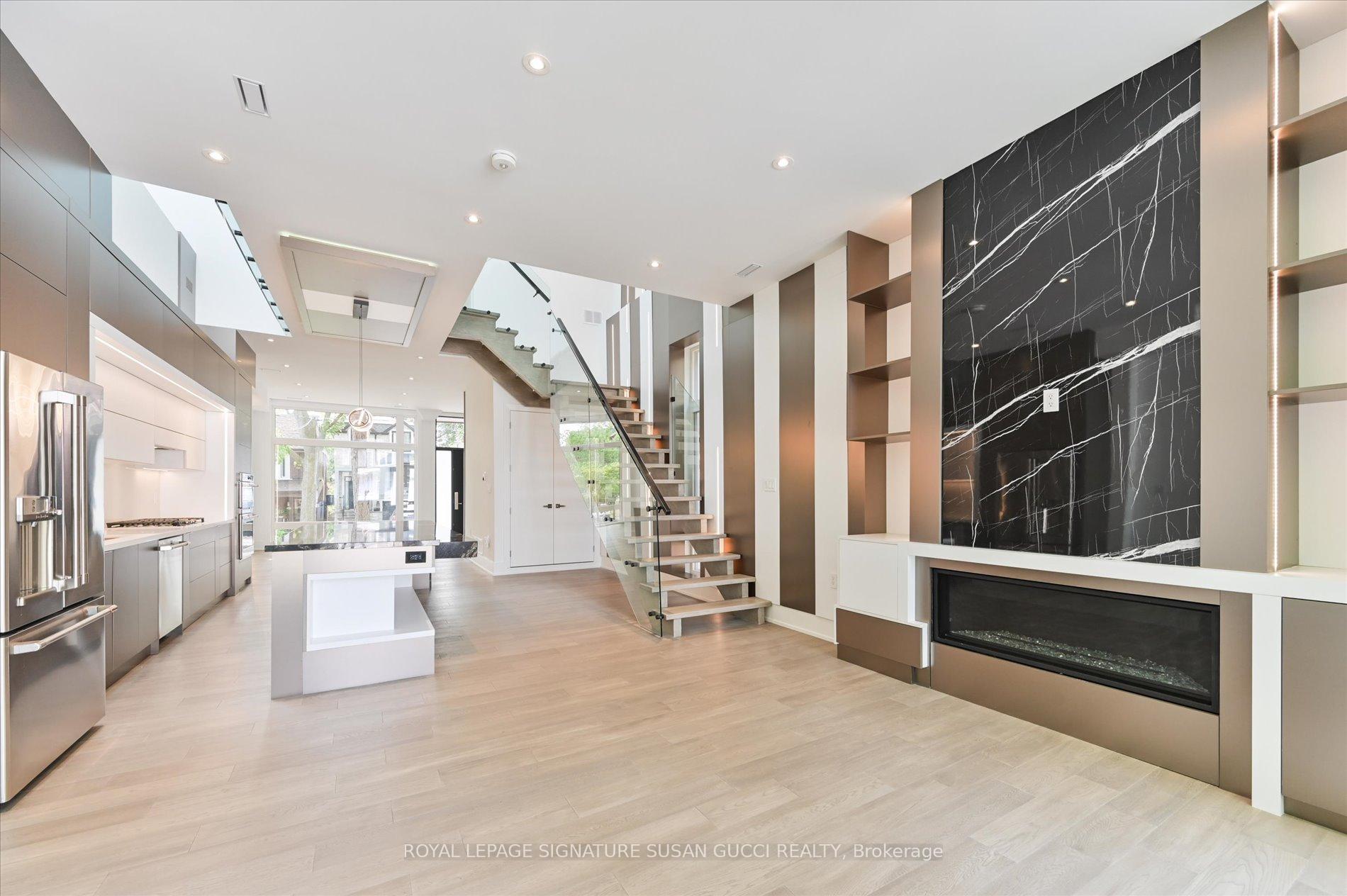 Photo 2 of 19 Devon Road, Toronto, East End-Danforth — HOMEH