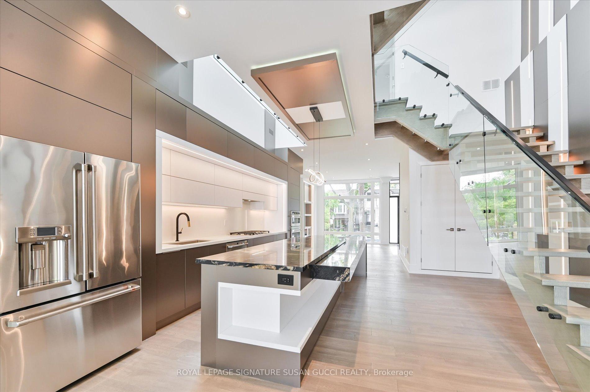 Photo 4 of 19 Devon Road, Toronto, East End-Danforth — HOMEH