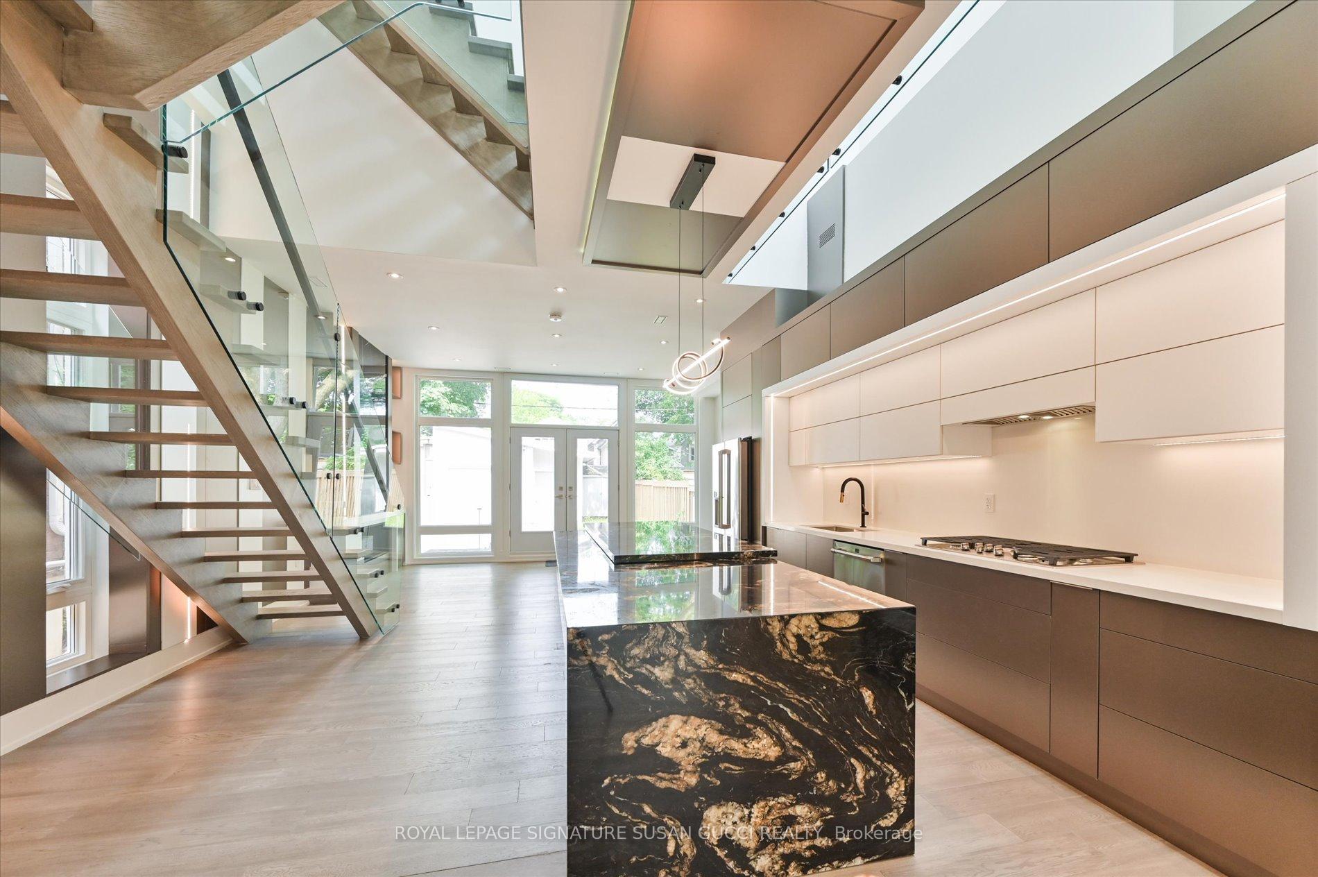 Photo 14 of 19 Devon Road, Toronto, East End-Danforth — HOMEH