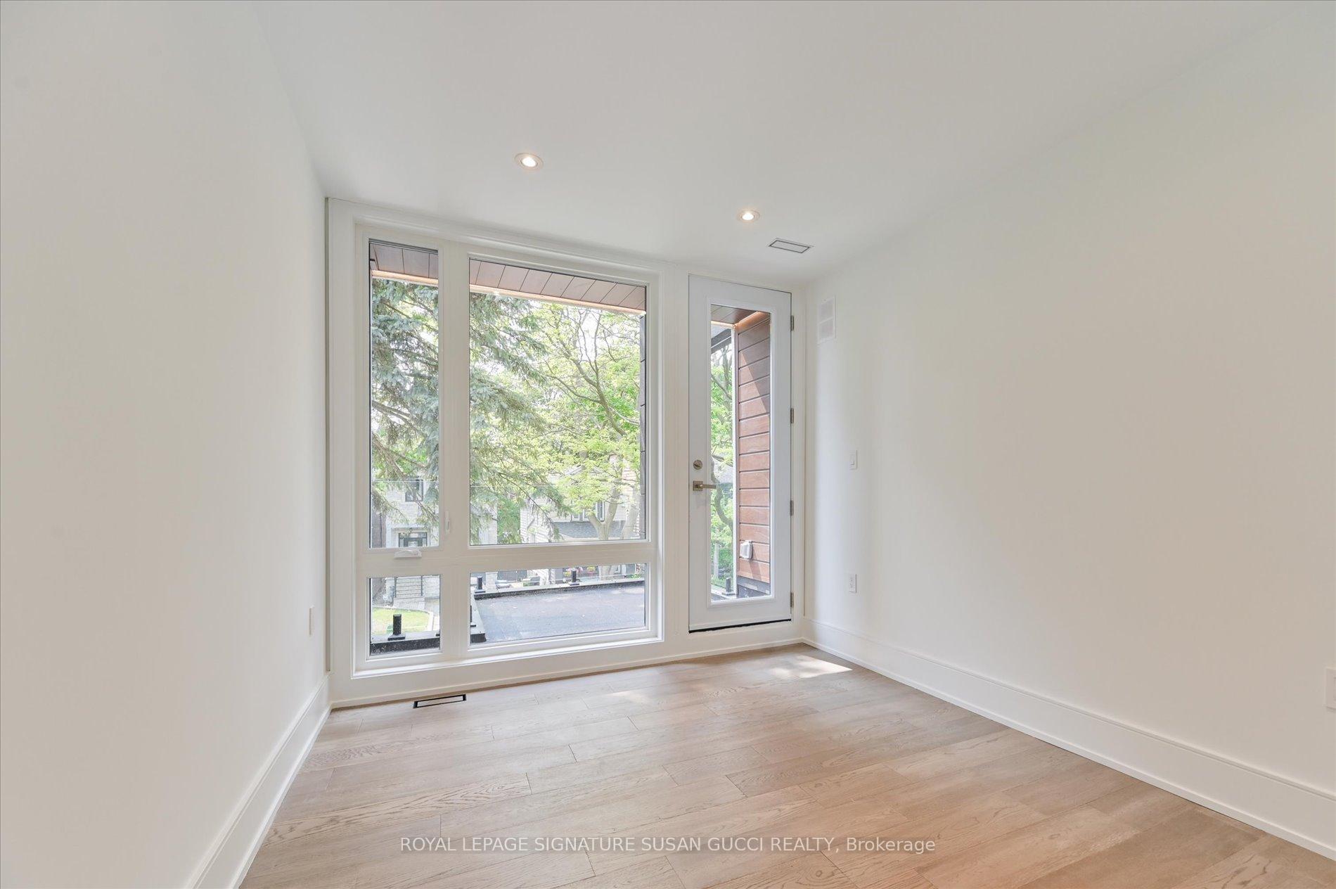 Photo 34 of 19 Devon Road, Toronto, East End-Danforth — HOMEH