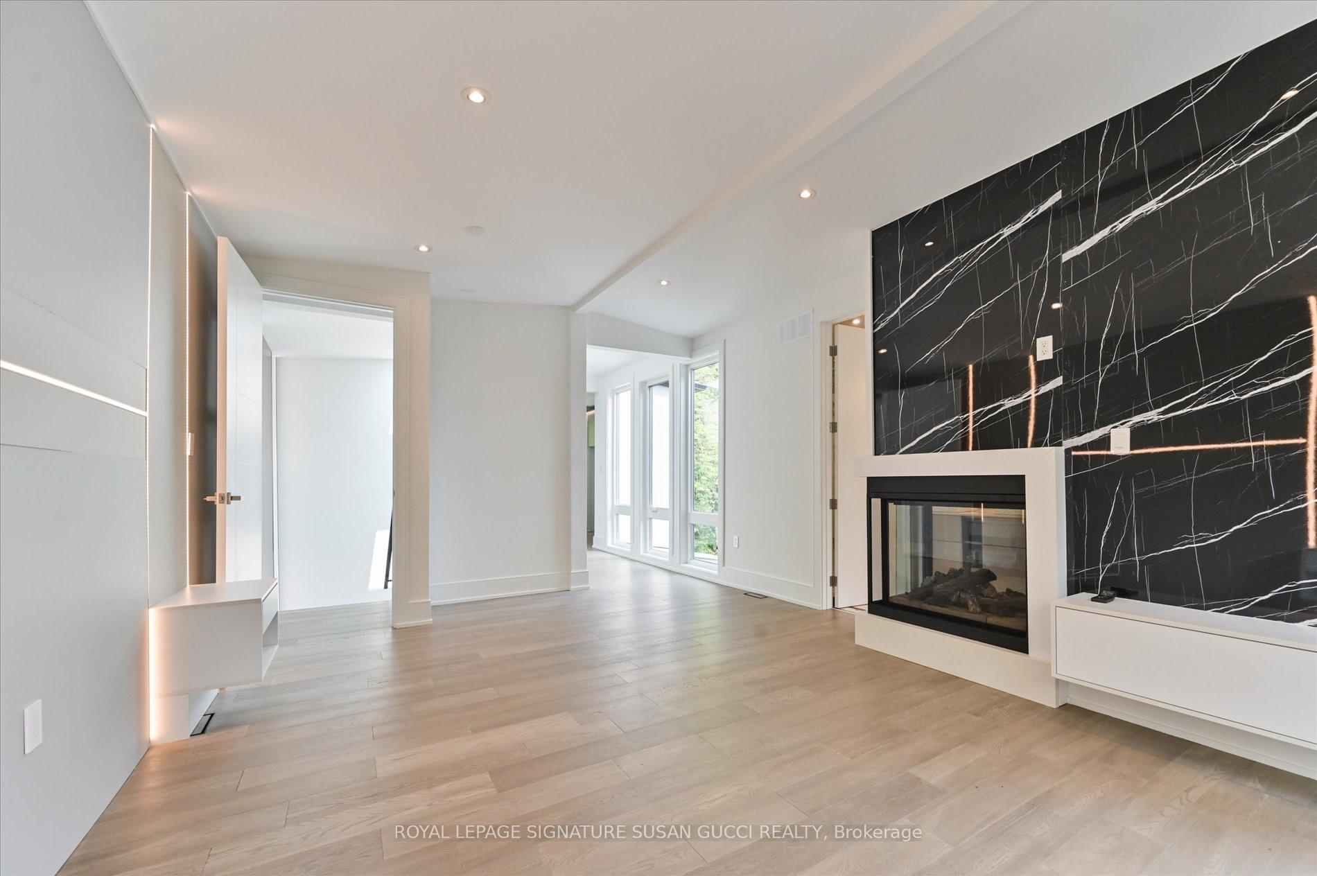 Photo 26 of 19 Devon Road, Toronto, East End-Danforth — HOMEH