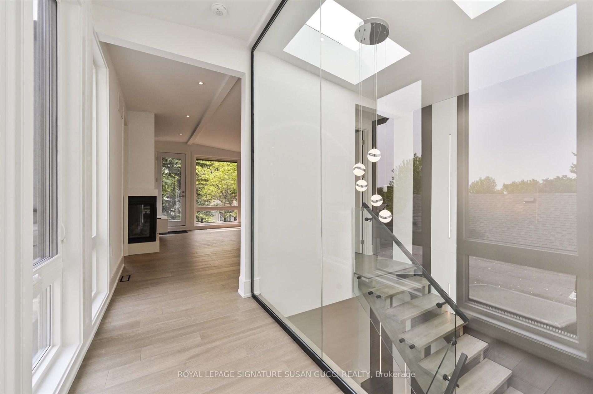 Photo 24 of 19 Devon Road, Toronto, East End-Danforth — HOMEH