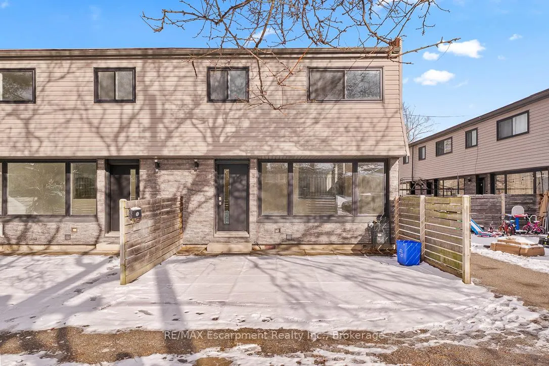 Front of Unit 513, 270 Montmorency Drive