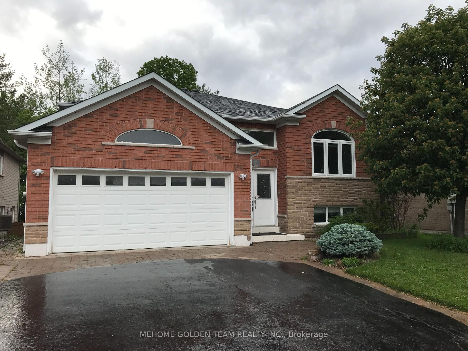 Photo 1 of 28 Bloxham Place, Barrie, Bayshore — HOMEH