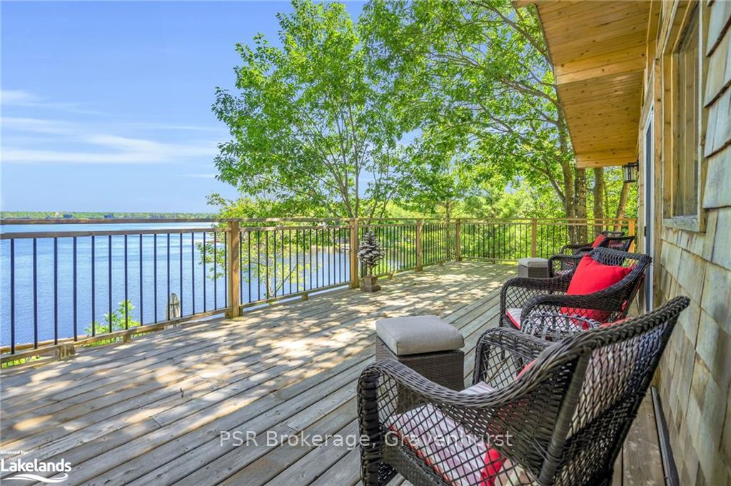 Photo 4 of 1025 Morrison Lake Road N, Gravenhurst, Wood (Gravenhurst) — HOMEH