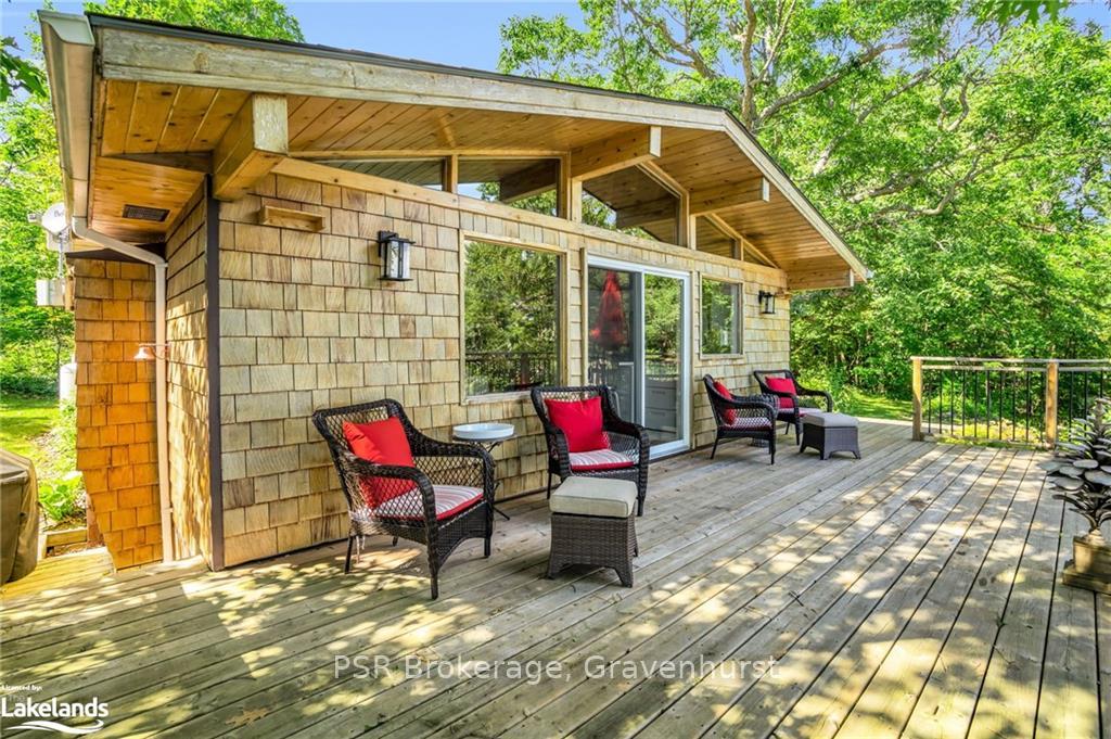 Photo 5 of 1025 Morrison Lake Road N, Gravenhurst, Wood (Gravenhurst) — HOMEH