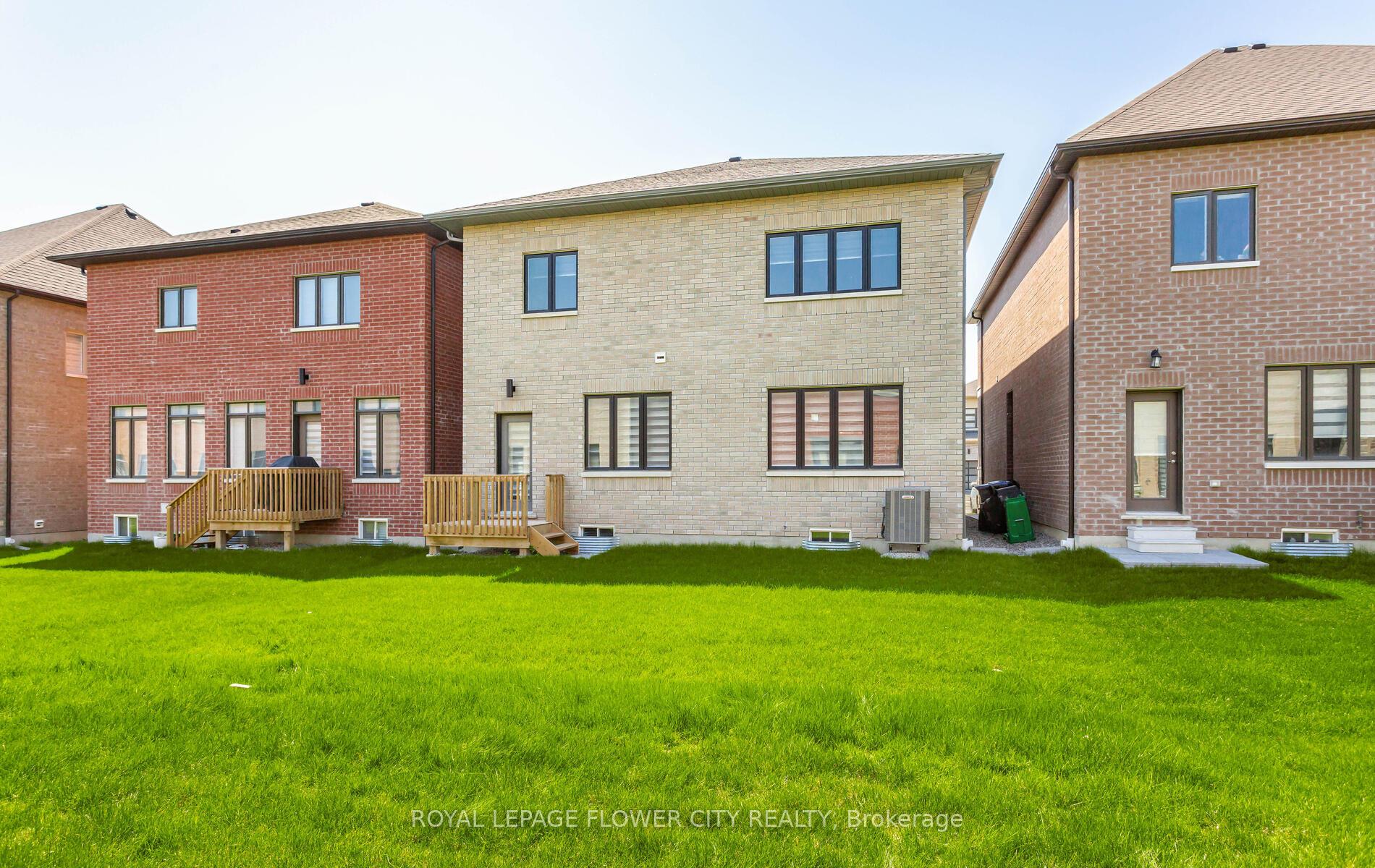 Photo 44 of 25 Icon Street, Brampton, Sandringham-Wellington North — HOMEH