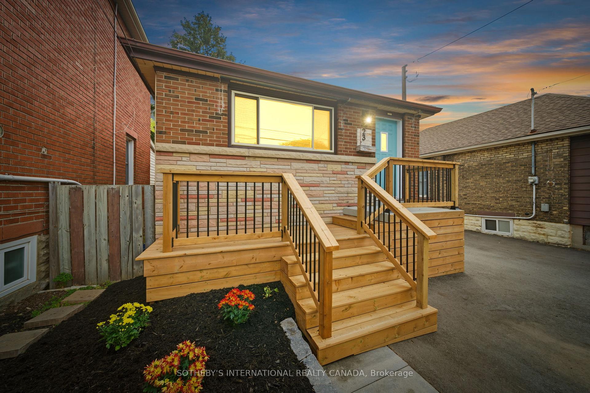 Photo 1 of 23 East 16th Street, Hamilton, Inch Park — HOMEH