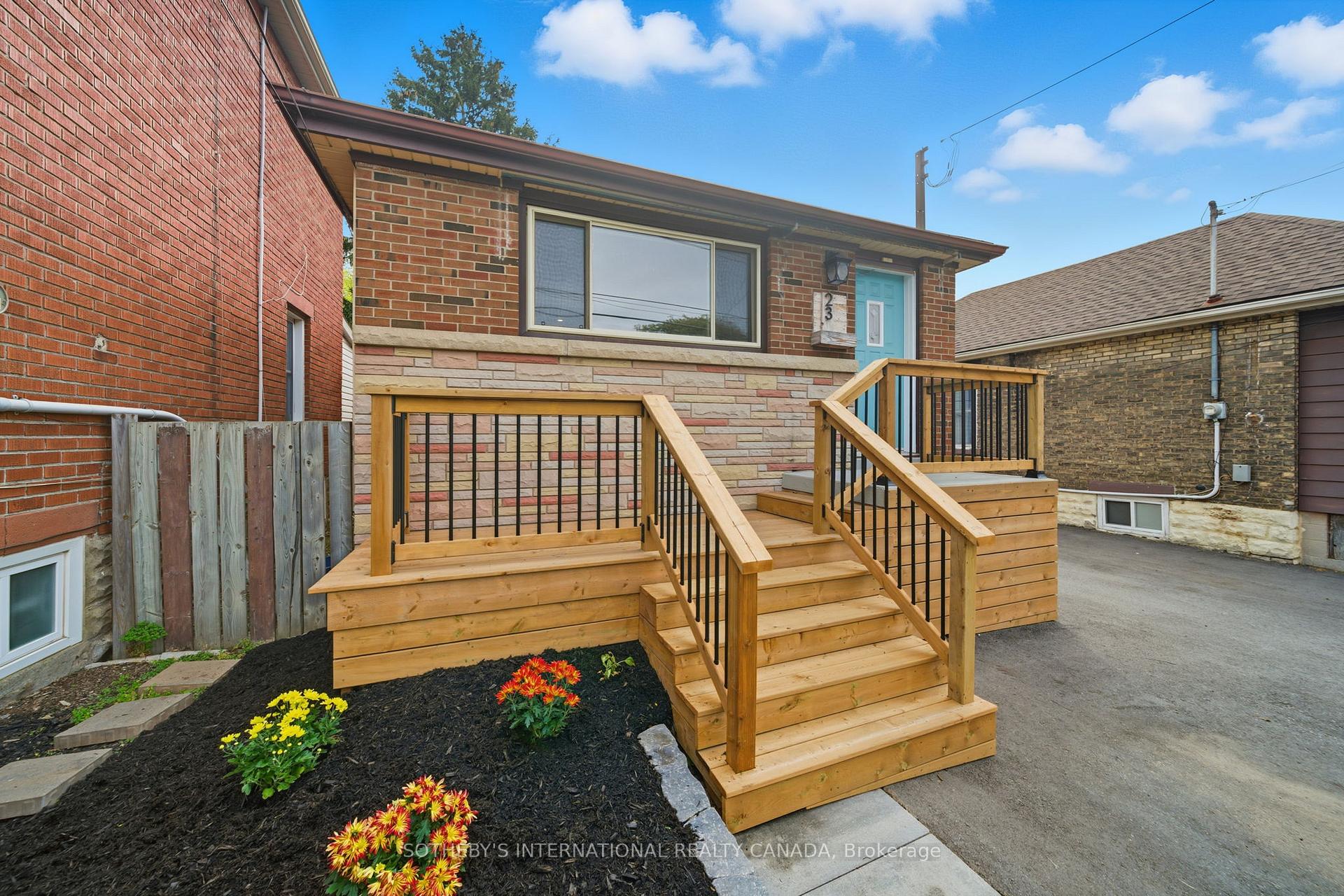 Photo 5 of 23 East 16th Street, Hamilton, Inch Park — HOMEH
