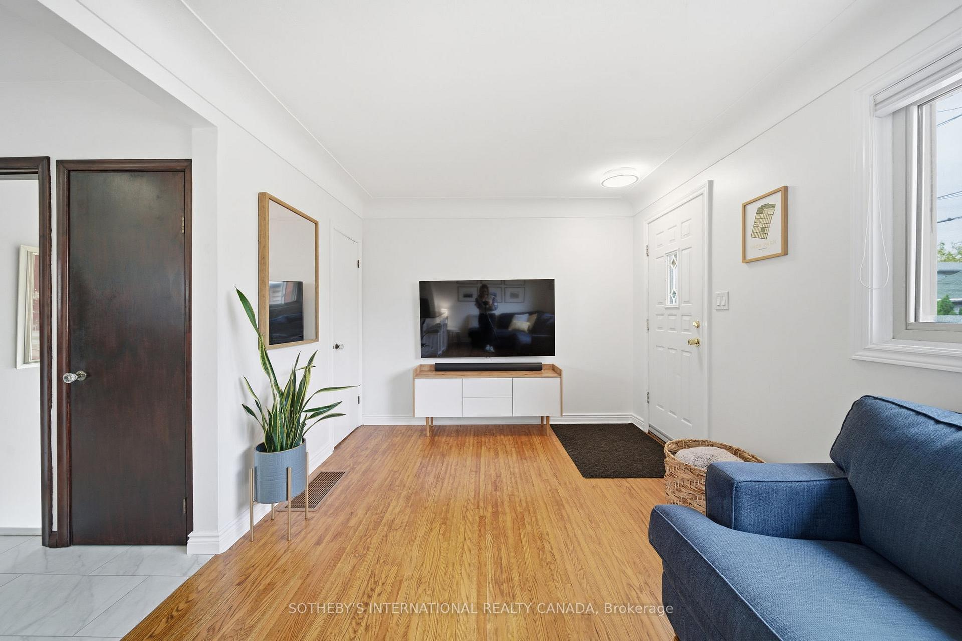 Photo 8 of 23 East 16th Street, Hamilton, Inch Park — HOMEH
