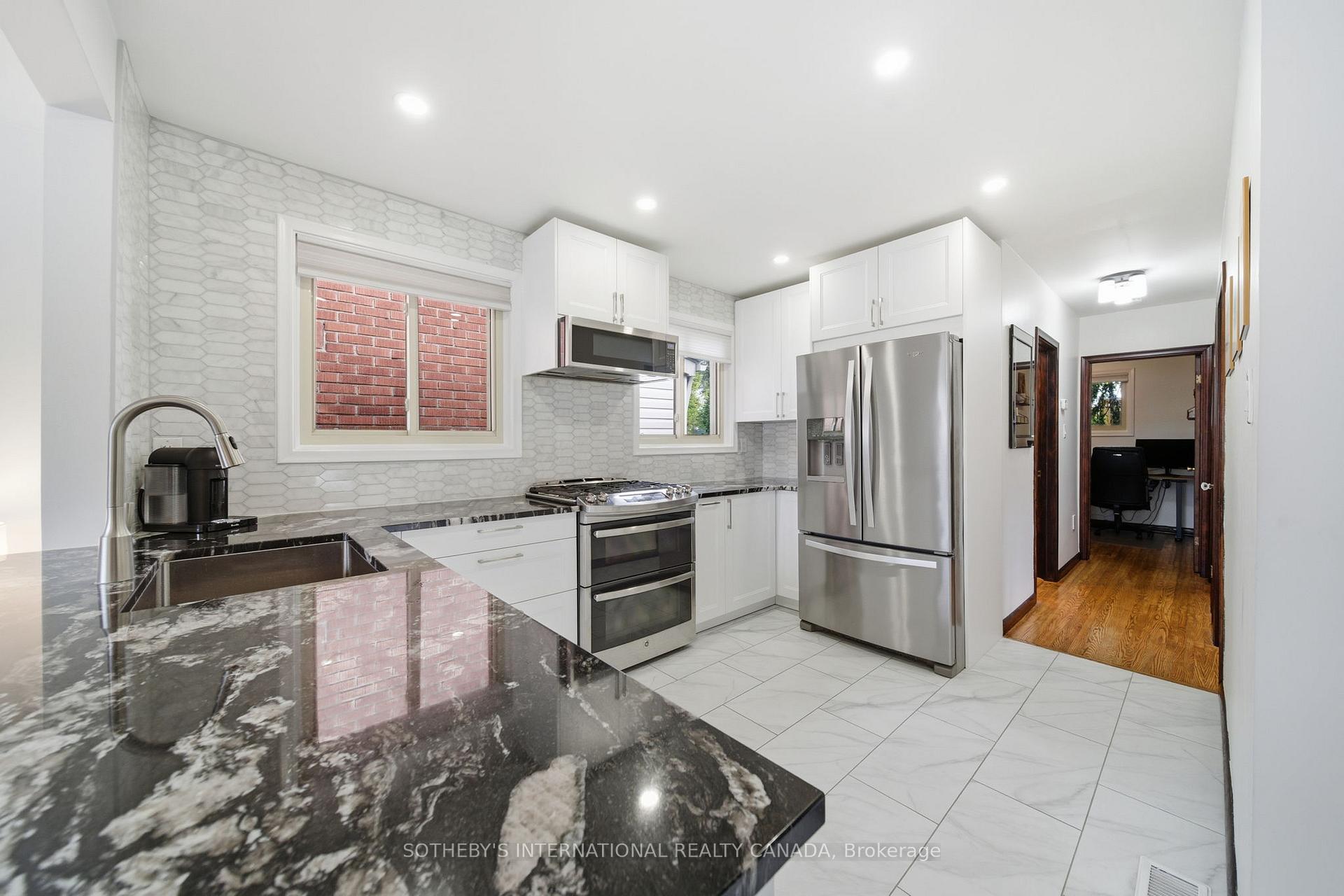 Photo 12 of 23 East 16th Street, Hamilton, Inch Park — HOMEH