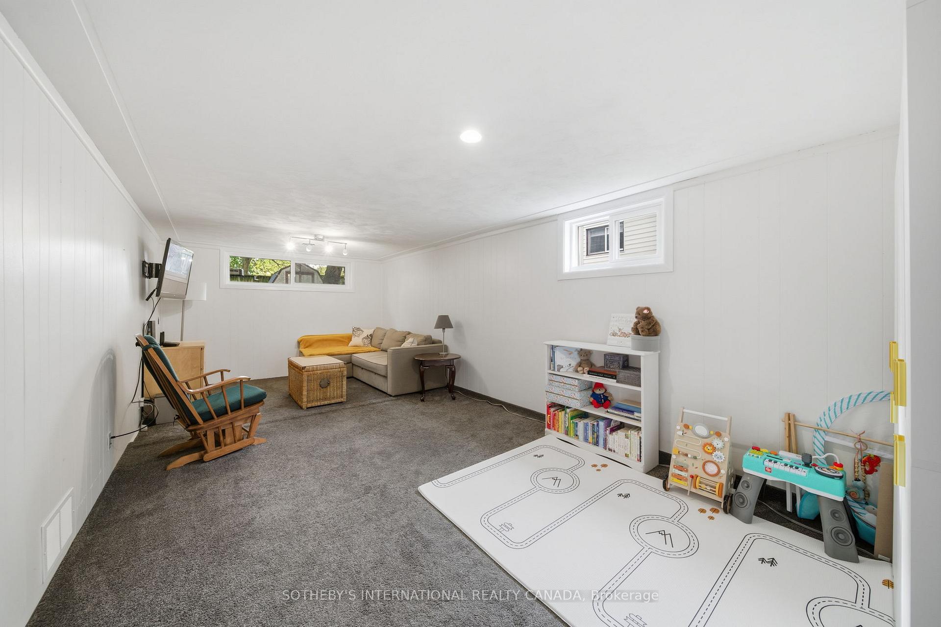 Photo 27 of 23 East 16th Street, Hamilton, Inch Park — HOMEH