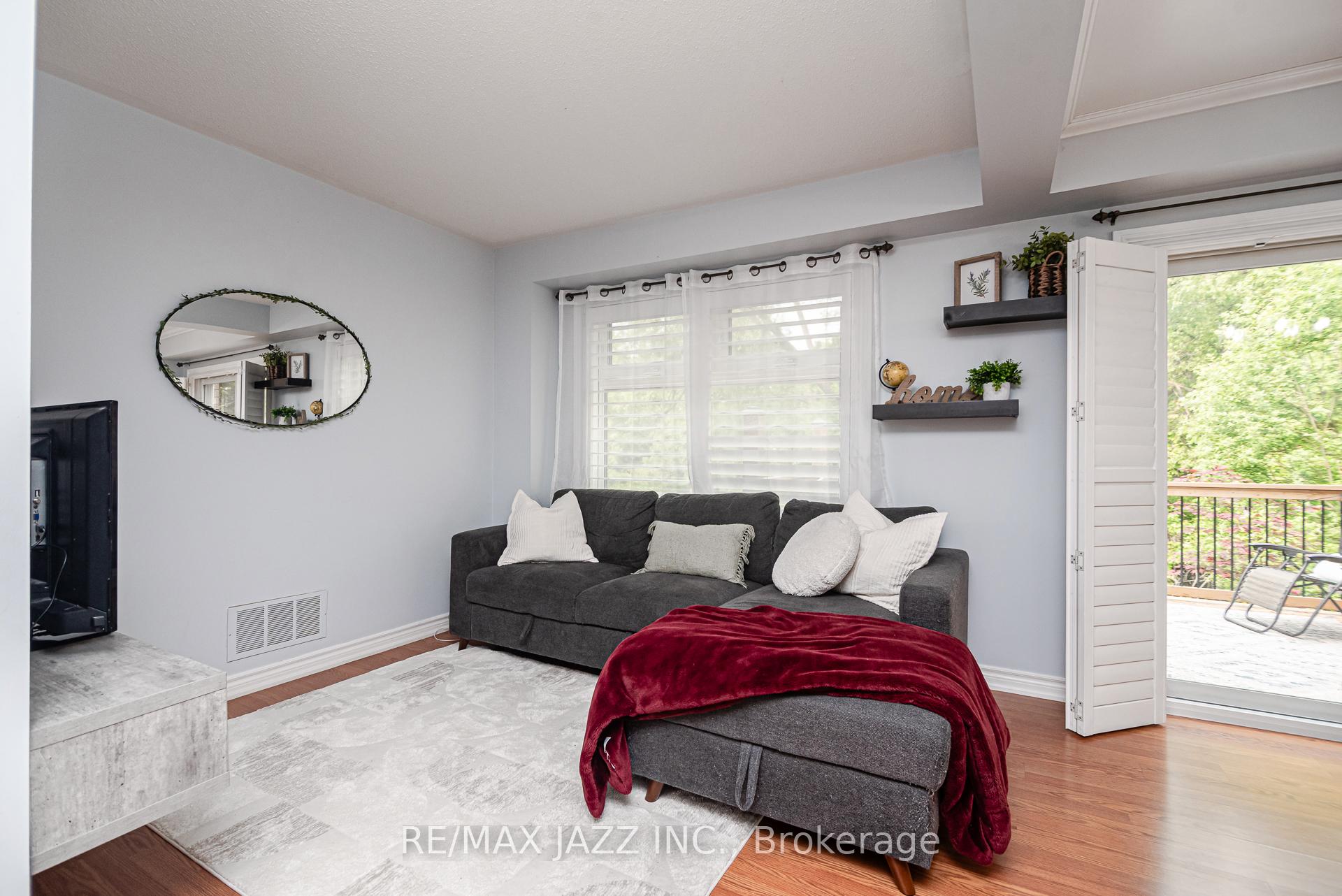 Photo 14 of 88 Richfield Square, Clarington, Courtice — HOMEH