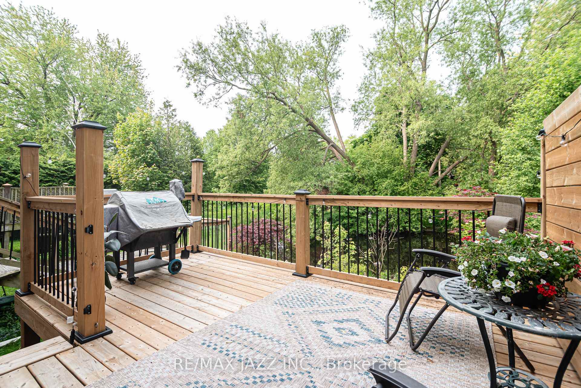 Photo 12 of 88 Richfield Square, Clarington, Courtice — HOMEH