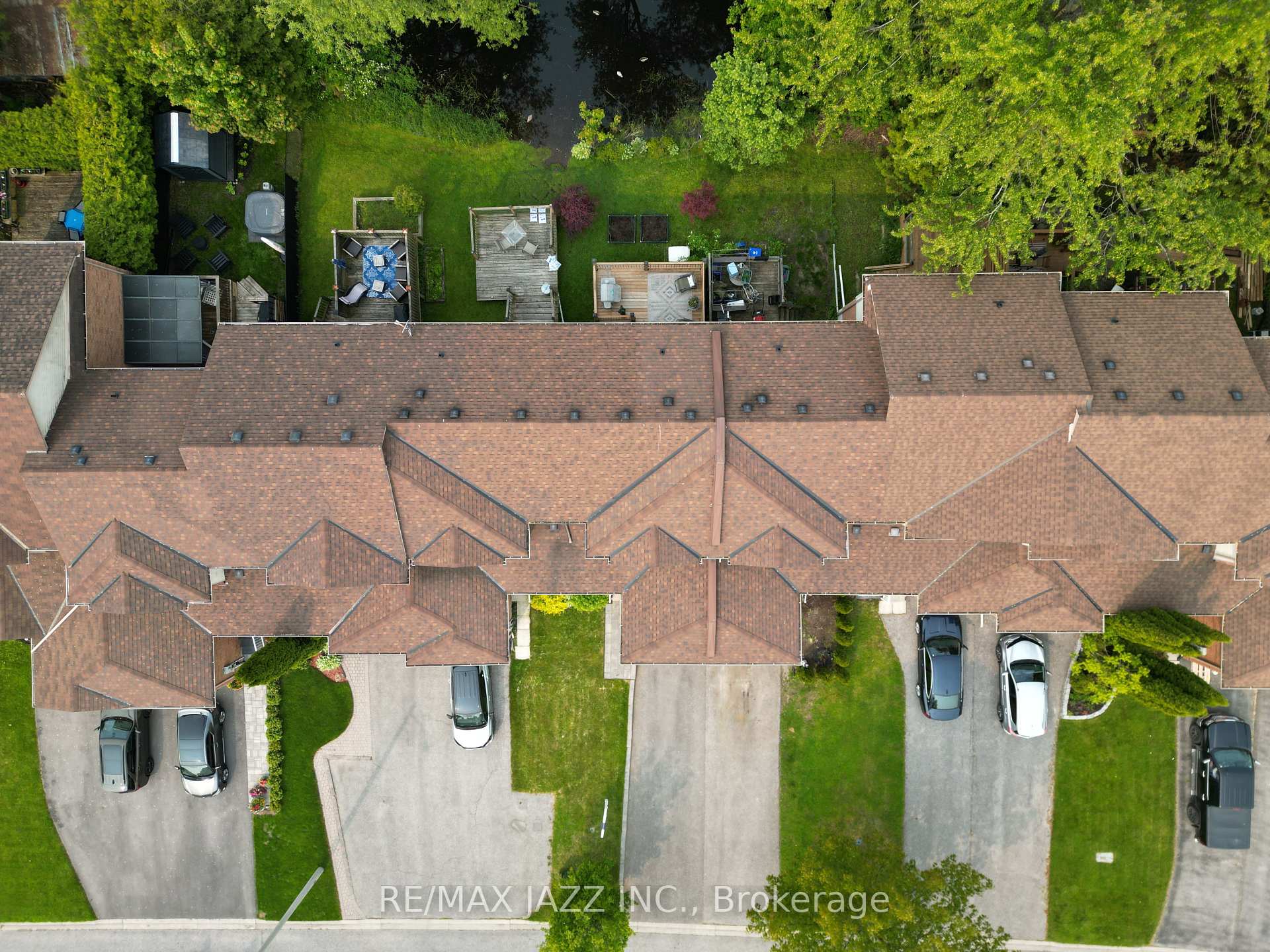 Photo 18 of 88 Richfield Square, Clarington, Courtice — HOMEH