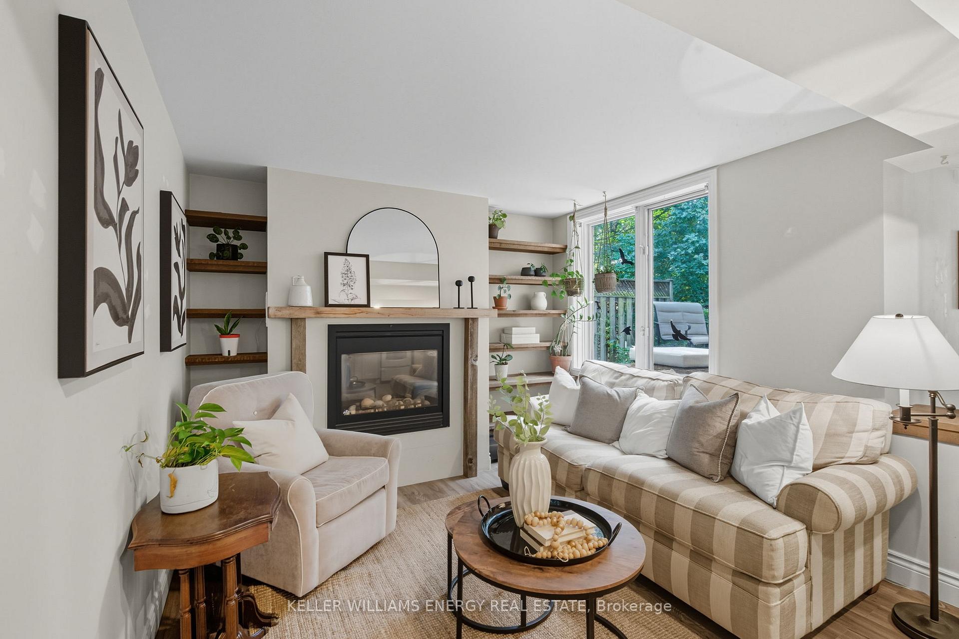 Photo 20 of 19 Sawmill Court, Clarington, Bowmanville — HOMEH