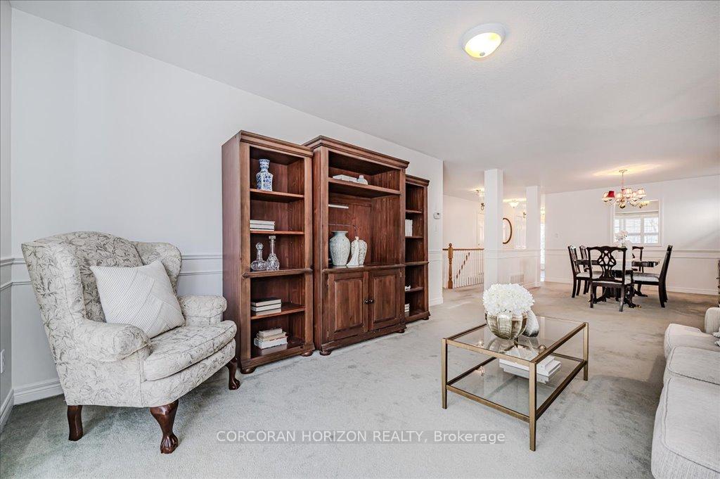 Photo 8 of 24 Griffith Drive, Grimsby, Grimsby East — HOMEH