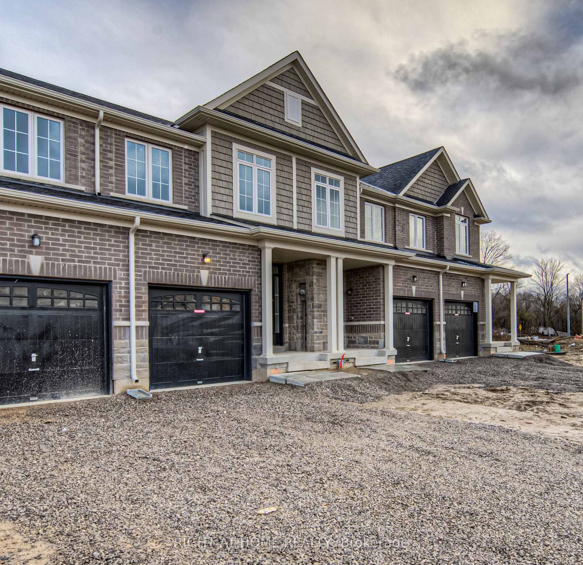 Photo 2 of 19 Jell Street, Guelph, Kortright East — HOMEH