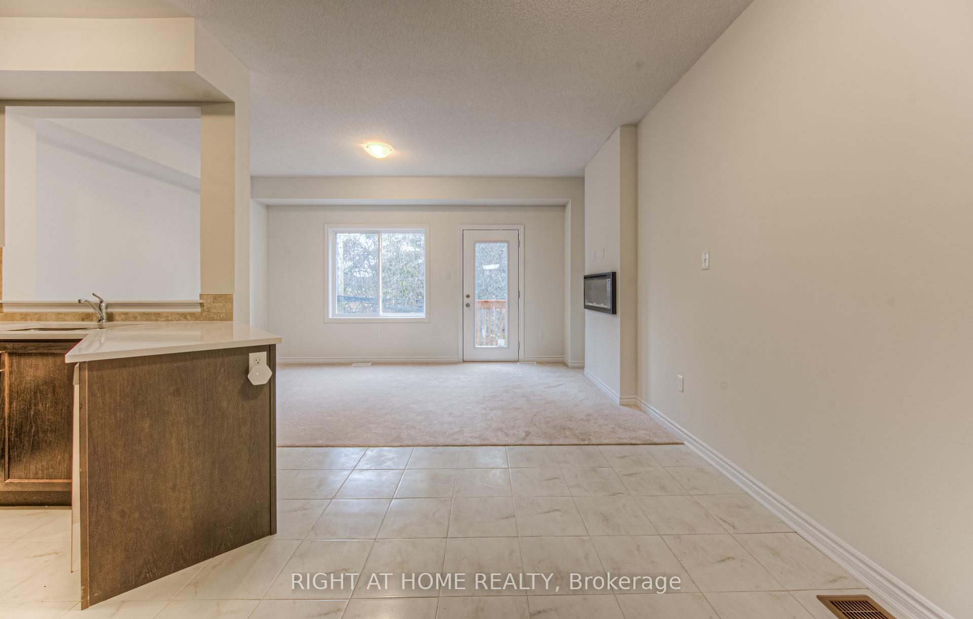 Photo 3 of 19 Jell Street, Guelph, Kortright East — HOMEH
