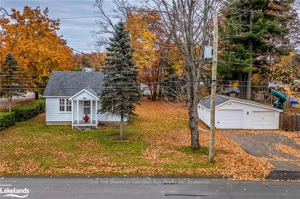 Photo 1 of 381 David Street E, Gravenhurst, Muskoka (S) — HOMEH