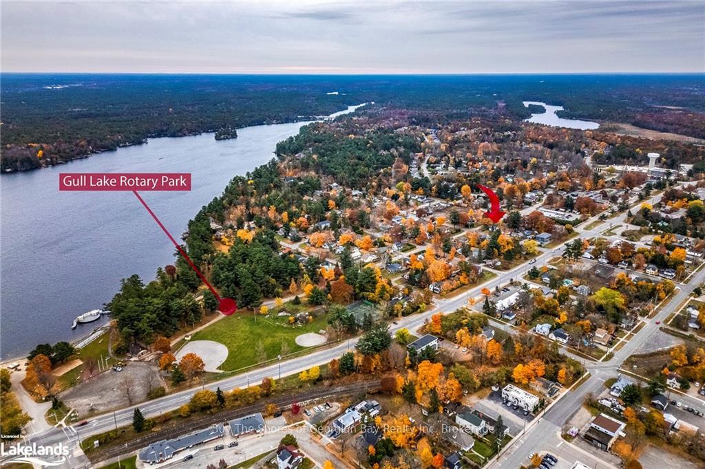 Photo 5 of 381 David Street E, Gravenhurst, Muskoka (S) — HOMEH