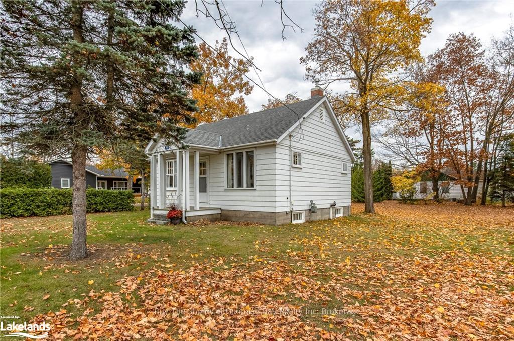 Photo 21 of 381 David Street E, Gravenhurst, Muskoka (S) — HOMEH