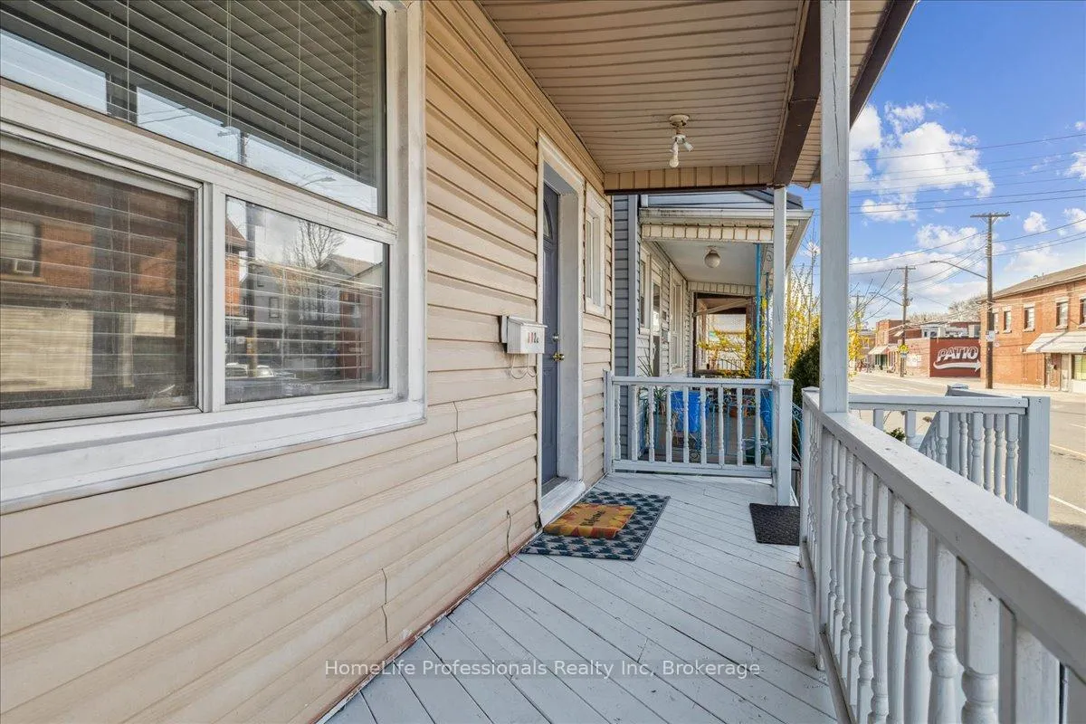 Photo 5 of 1122 Cannon Street E, Hamilton, Crown Point — HOMEH