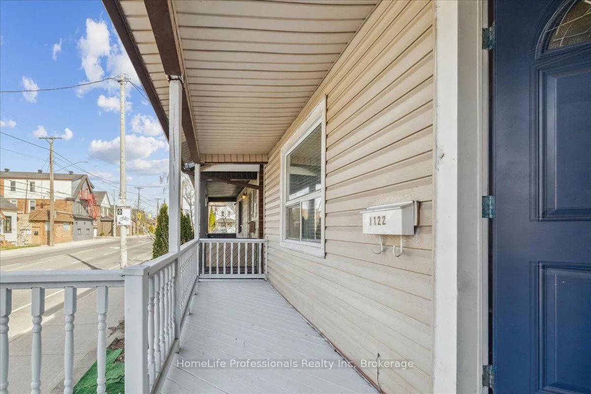 Photo 6 of 1122 Cannon Street E, Hamilton, Crown Point — HOMEH