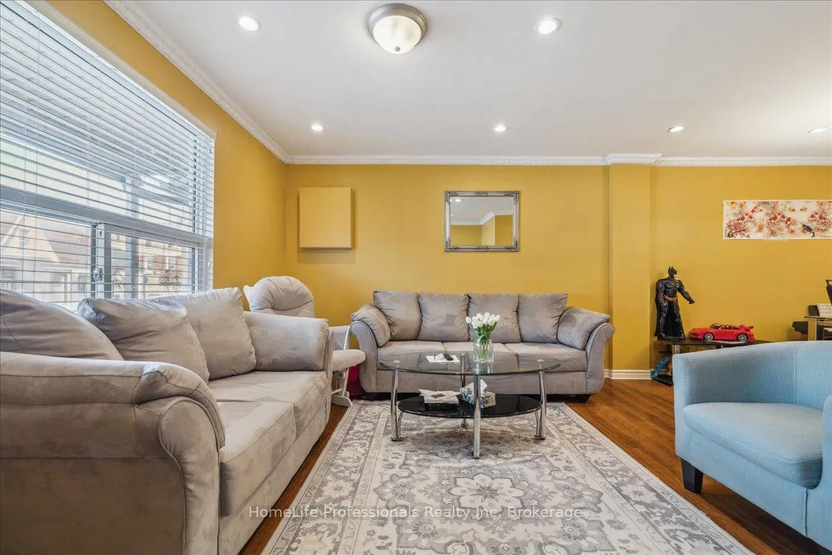 Photo 9 of 1122 Cannon Street E, Hamilton, Crown Point — HOMEH