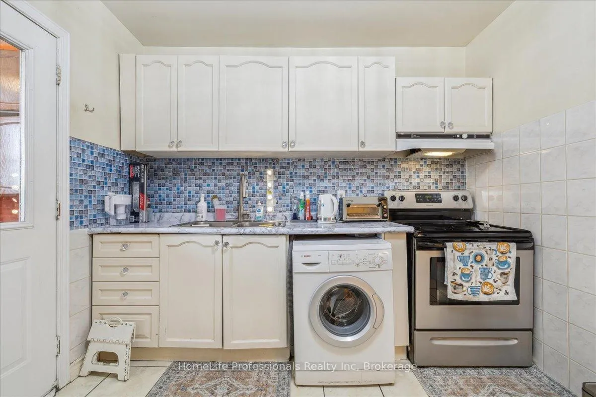 Photo 17 of 1122 Cannon Street E, Hamilton, Crown Point — HOMEH